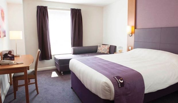 Premier Inn Chester City Centre Exterior photo